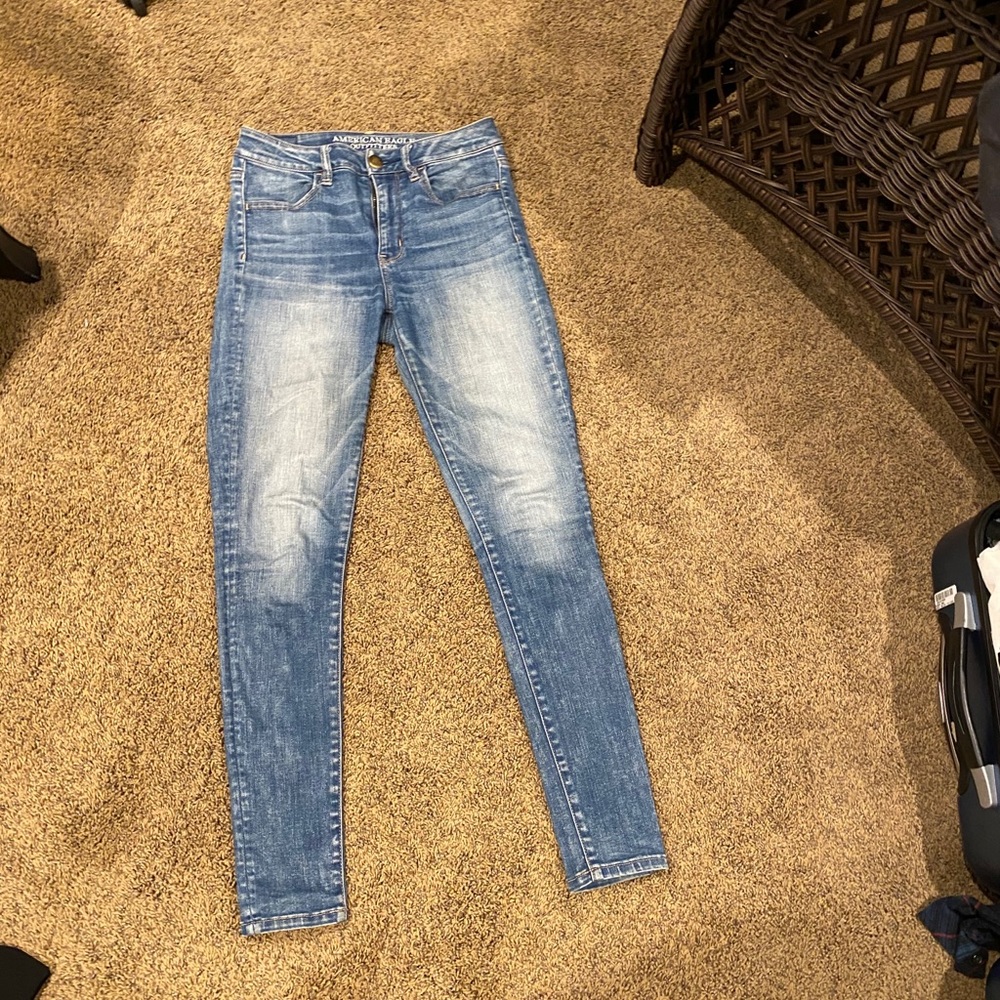 Blue jeans. American Eagle